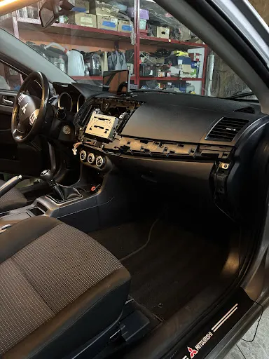 BUMERANG detailing mobile